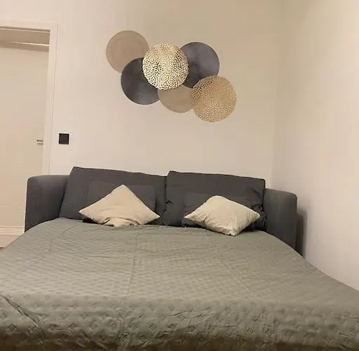 Schoene 2 Kingsize-bett Appartement